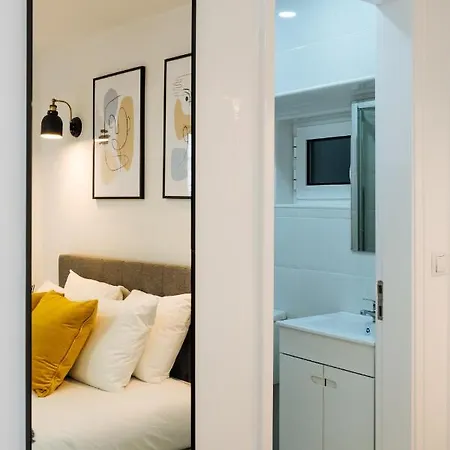 Cozy & Small In The Center * ליסבון